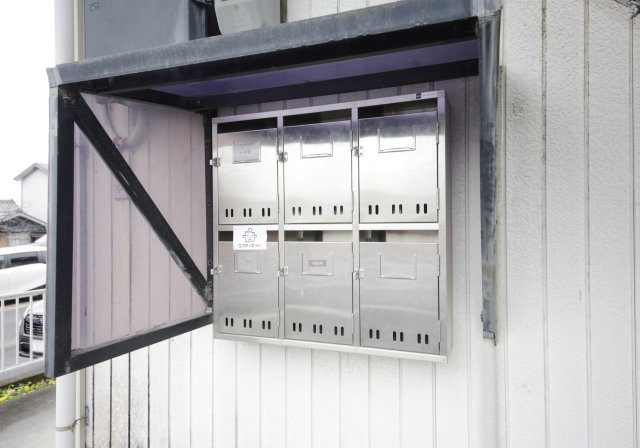 ハイツボニータの駐車場