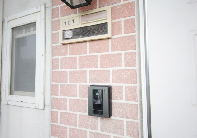 ハイツボニータの玄関