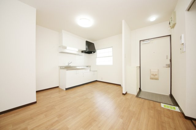 ハイツボニータの玄関|別部屋同間取りのお写真となります。参考にご覧くださいませ。