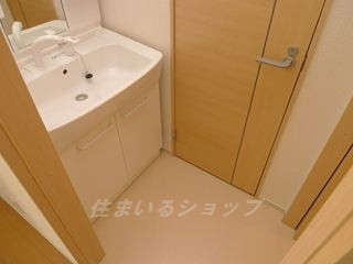 広島市安佐北区白木町大字井原のアパートの洗面所|シャンプードレッサー