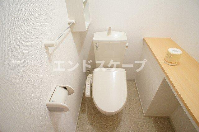 テ・ルサーマＡのトイレ|高崎、前橋のお部屋探しはエンドスケープまで！お客様の理想お聞かせ下さい♪