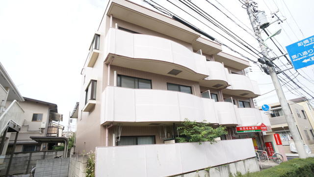 世田谷区経堂4丁目のマンションの画像