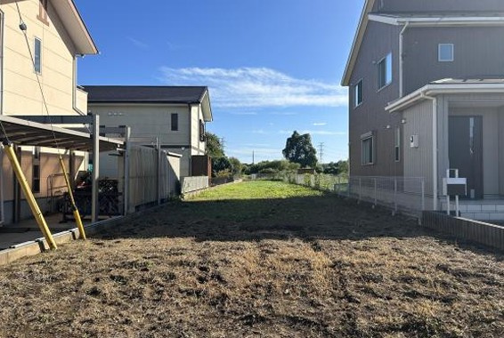 【土地】坂戸市塚越建築条件無し売地