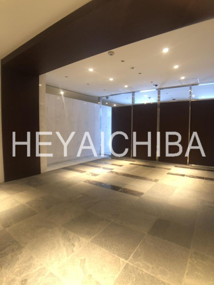 PREMIUM CUBE菊川のロビー|オートロック