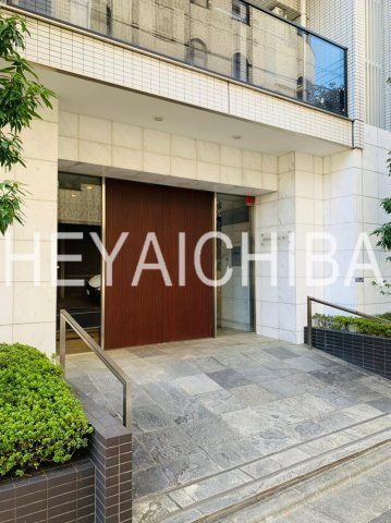 PREMIUM CUBE菊川のエントランス