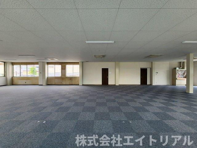 豊田市陣中町2丁目　貸事務所の内装|1階