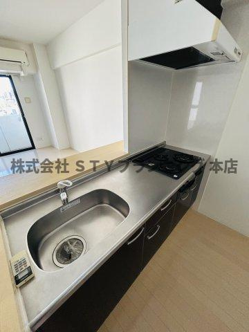 仲介手数料０円！Canal Eastのキッチン