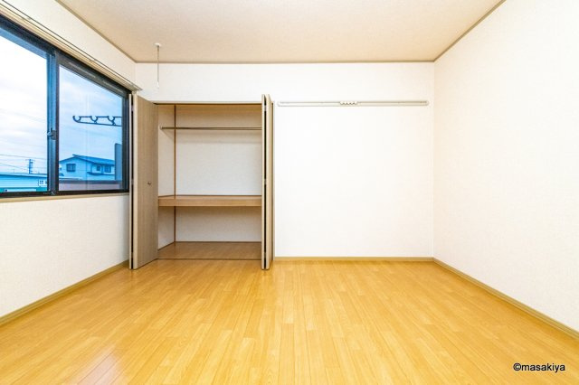 ドミール・Yの洋室