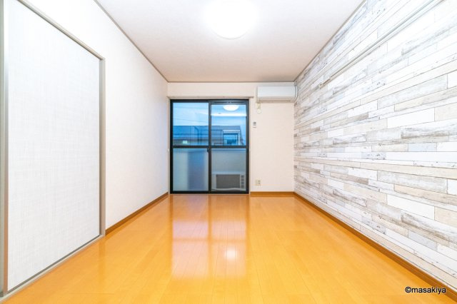 ドミール・Yの居間・リビング