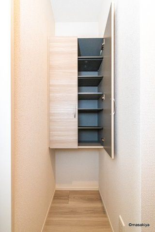 レジデンスフラワーⅡの玄関