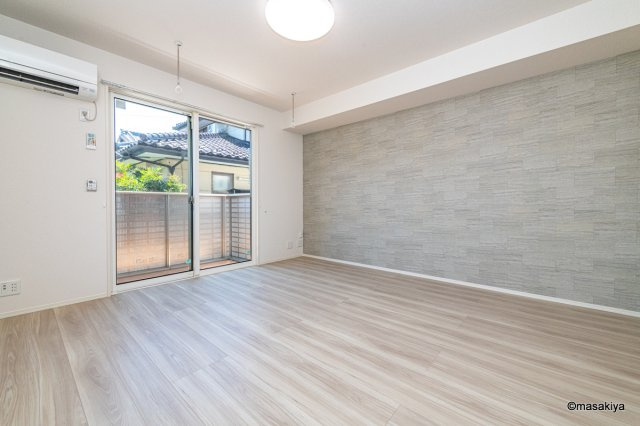 レジデンスフラワーⅡの居間・リビング