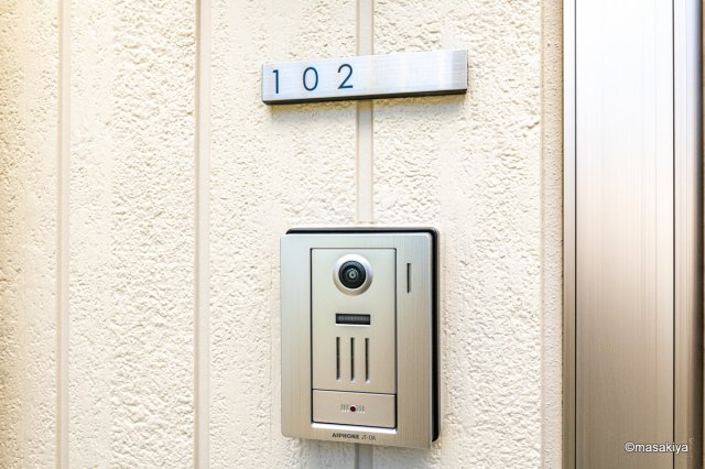 レジデンスフラワーⅡのエントランス