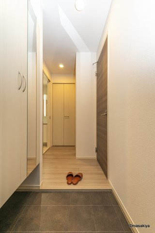 エイト　クラウドの玄関