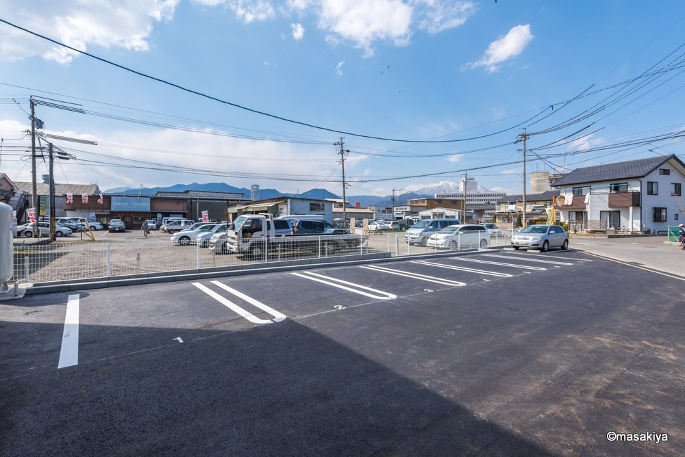 ヴェールＫの駐車場|駐輪場