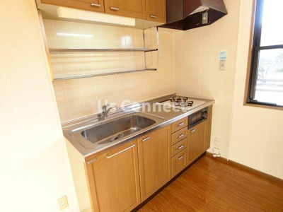 【キッチン】 | ハイカムール八乙女ＳＴⅠ | ２口ガスコンロのシステムキッチン。