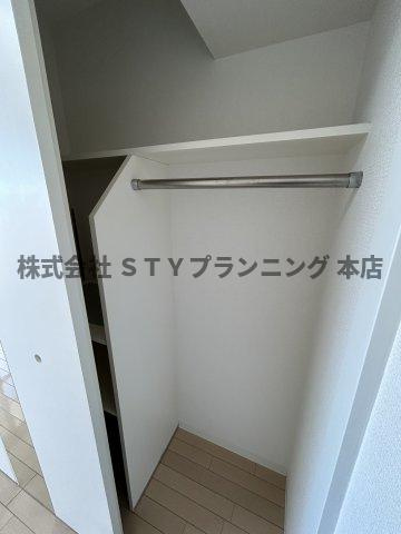 仲介手数料０円！EXE原の収納