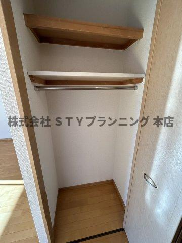 仲介手数料０円！アブレスト原の収納