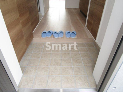 【玄関】 | レーヴ新井