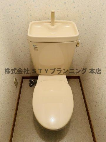 仲介手数料０円！Annex121のトイレ