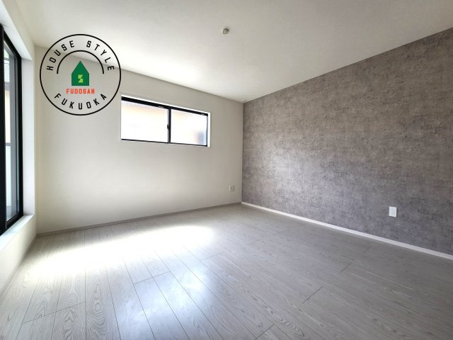 糟屋郡篠栗町中央4丁目第12-1棟（1号棟）の内観：施工例|主寝室には収納力に優れたクローゼットがありますので、お部屋もすっきり片付きます。