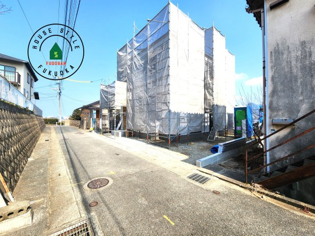 福岡市東区香住ヶ丘4丁目第4-1棟（1号棟）の前面道路含む現地写真|見学の時間などお気軽にお問い合わせ下さい。