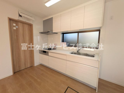 【キッチン】 | 浜松市浜名区善地 中古戸建て | キッチンです