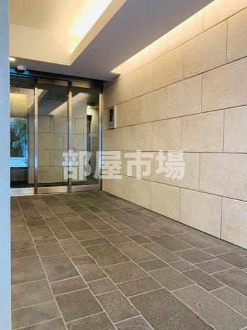 Premier秋葉原イーストのエントランス