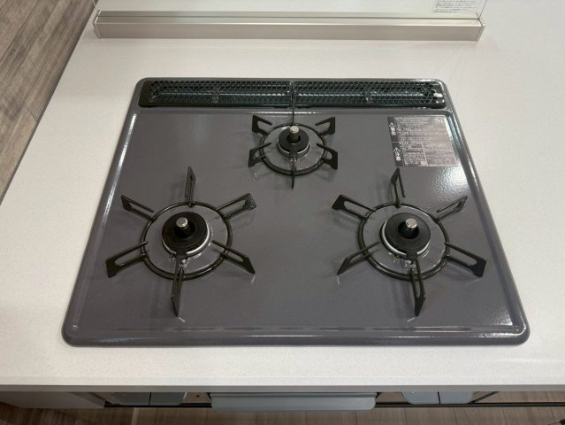 川越市砂第4期　新築一戸建てのキッチン|キッチンでお料理をお楽しみください