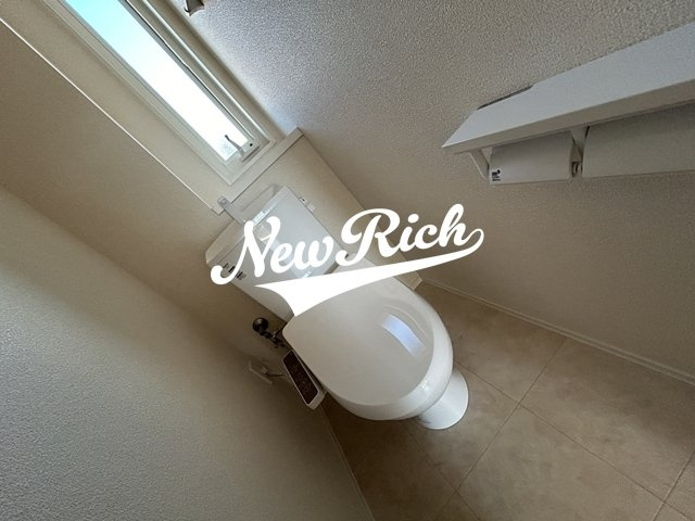 伊勢崎市東小保方町のアパートのトイレ