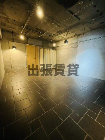 仲介手数料０円！パークサイドオザワの居間・リビング