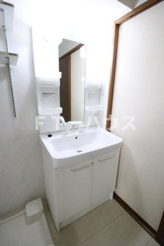 ヴェール鷹之台の独立洗面台|洗髪洗面化粧台