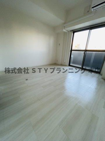 仲介手数料０円！シャルマンソワレ名駅の居間・リビング