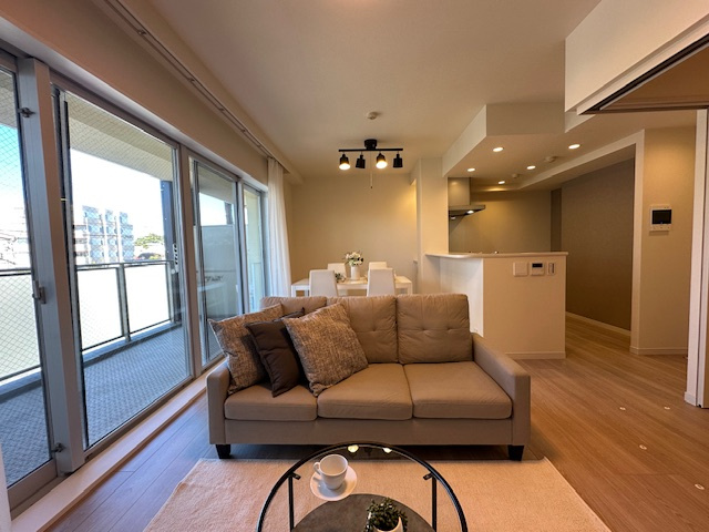 パークホームズ湘南茅ヶ崎海岸のキッチン|新規リフォーム完了！15.1帖　LDK