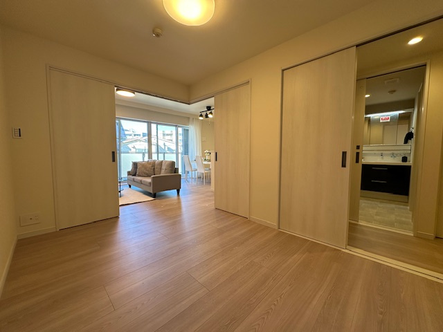 パークホームズ湘南茅ヶ崎海岸の寝室|新規リフォーム完了！5.5帖　洋室