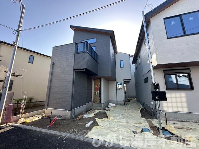 茅ヶ崎市東海岸北2丁目　新築戸建　全３棟の外観|3月14日撮影　建築中　現地外観