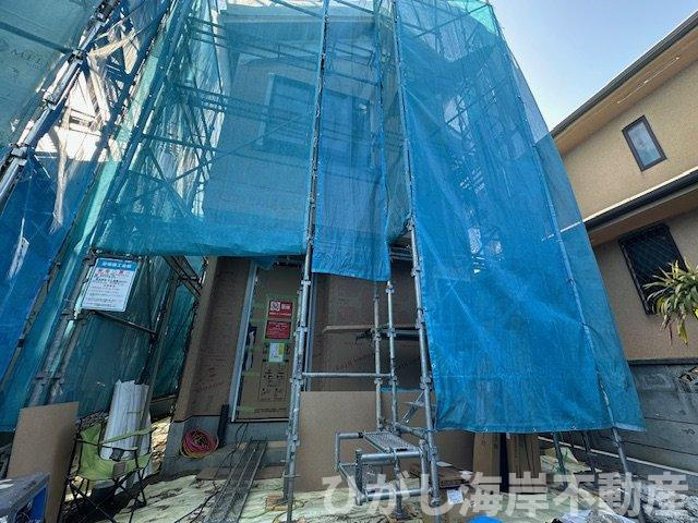 茅ヶ崎市東海岸北2丁目　新築戸建　全３棟の外観|1月30日撮影　建築中　現地外観
