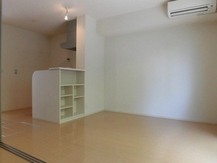 セジュール・ペルルの居間・リビング|明るい室内です☆