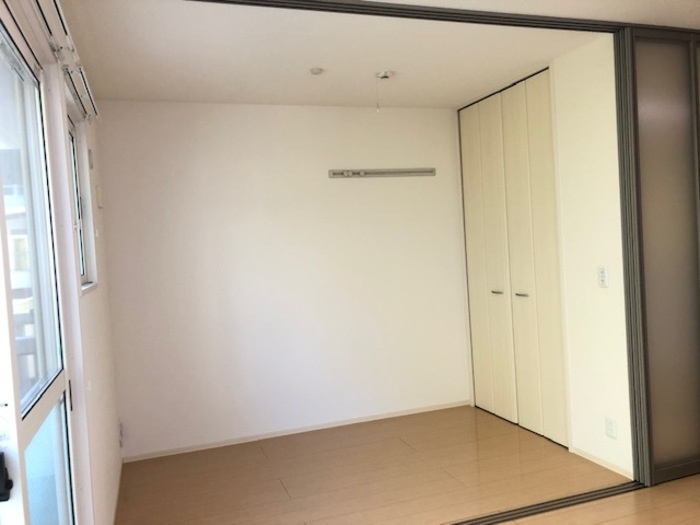 セジュール・ペルルの寝室|風通しも良い寝室です☆