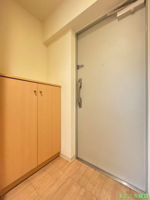 【玄関】 | ルーセントオーデン難波