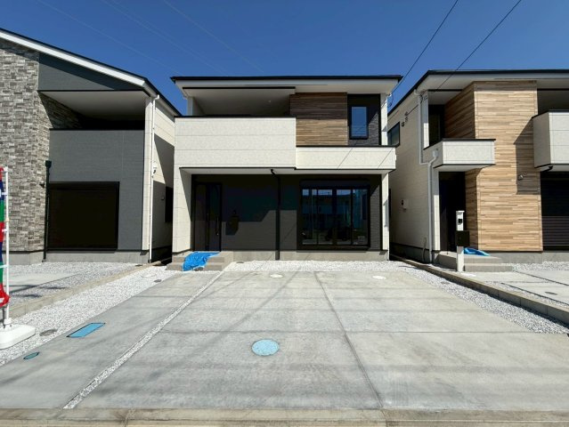 平塚市御殿４丁目新築戸建て　2期4号棟の外観