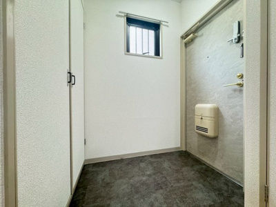 【玄関】 | グレープハイツ