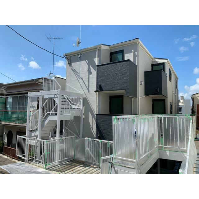 横浜市西区藤棚町１丁目のアパート