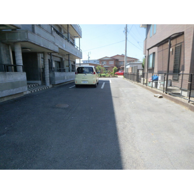 アリージェンス則武の駐車場