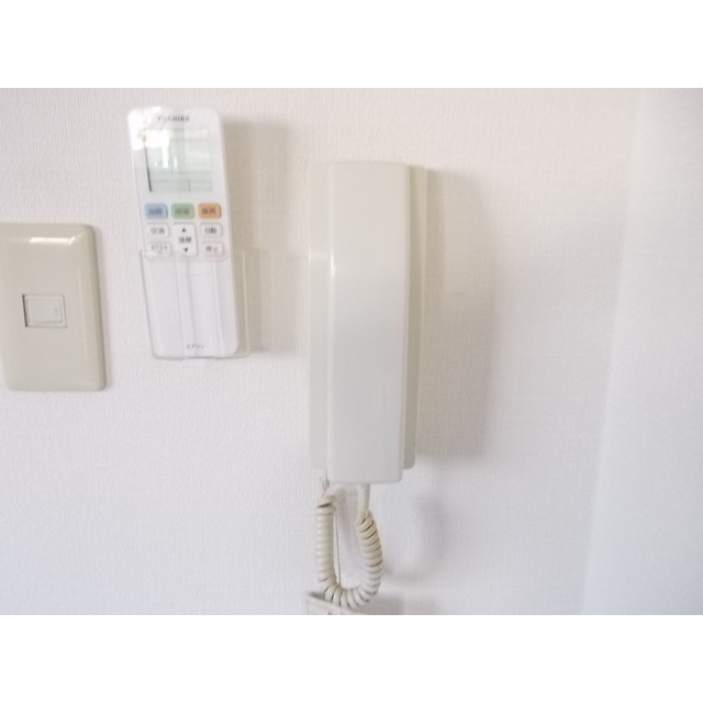 岐阜市加納安良町のアパートの設備|インターホン