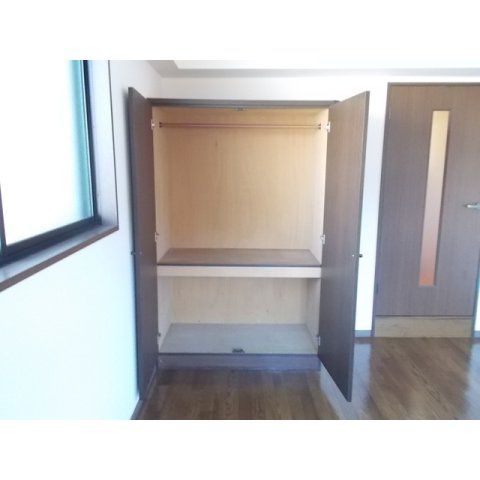 岐阜市加納安良町のアパートの収納