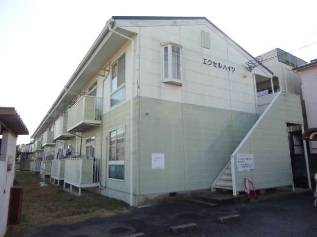 生駒郡斑鳩町龍田西６丁目のアパート