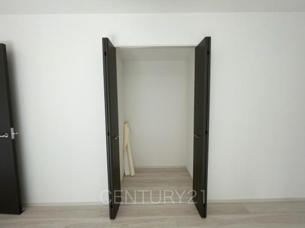 前橋市北代田町1期 1号棟の収納|使い勝手の良いリビング収納です。