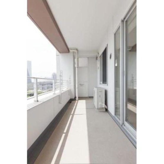 【バルコニー】