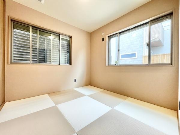 【和室】 | 明るい陽射しが射し込む心地良い空間です♪