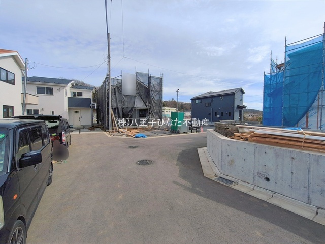 祝成約　八王子市　戸吹町　新築戸建ての前面道路含む現地写真|～仲介手数料無料☆八王子ひなた不動産～八王子市戸吹町　新築戸建て